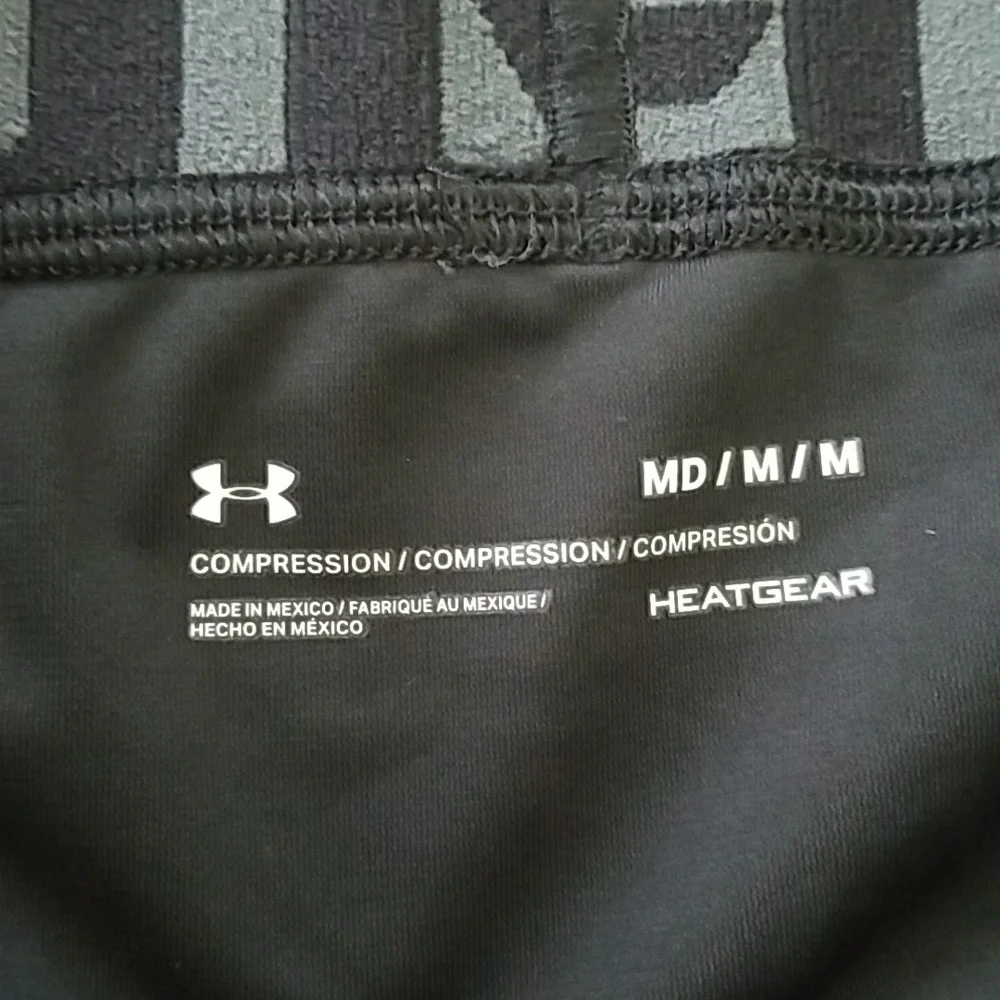 Under Armour HeatGear Compression Leggings - Size Medium - Picture 7 of 10